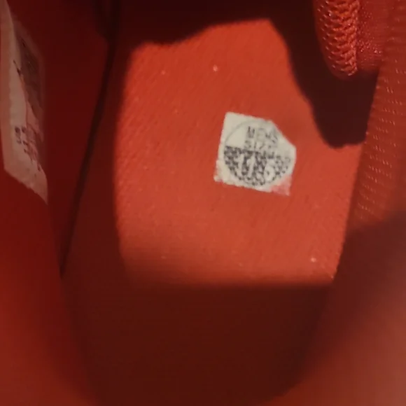 Nike Air Jordan Max Aura 3 University Red CZ4167-600 Men's Size 11.5 - Picture 10 of 11